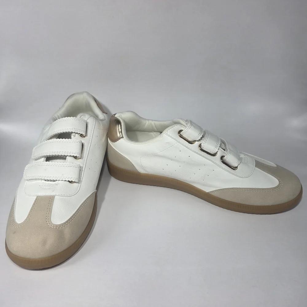 Dolce Vita Women’s Sneakers Size 8 White & Taupe Faux Leather Material  NEW